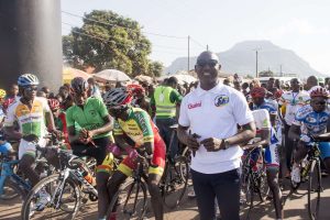 GUINI : RIDEAU SUR LE TOUR DE GUINEE - photo 13