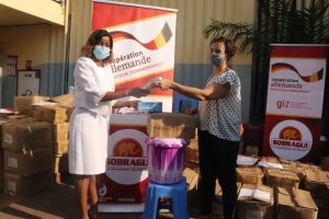 LA GIZ ET LA SOBRAGUI OFFRENT DES KITS DE PROTECTION SANITAIRES AUX CENTRES DE SANTE DE MATAM - photo 20