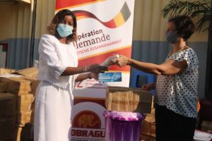 LA GIZ ET LA SOBRAGUI OFFRENT DES KITS DE PROTECTION SANITAIRES AUX CENTRES DE SANTE DE MATAM - photo 15