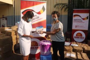 LA GIZ ET LA SOBRAGUI OFFRENT DES KITS DE PROTECTION SANITAIRES AUX CENTRES DE SANTE DE MATAM - photo 8
