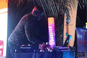 AFROMIX PARTY CONAKRY: BELLE SOIRÉE AVEC BOOSTER ET LA CLÉ DES CHATEAUX - photo 1