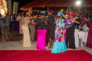 LE BAL DES GRANDS : LA FIN D’ANNÉE EN BEAUTÉ AVEC LA SOBRAGUI - photo 17