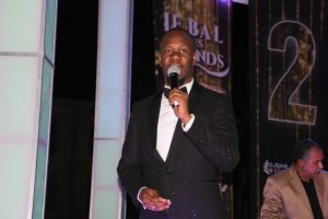 LE BAL DES GRANDS : LA FIN D’ANNÉE EN BEAUTÉ AVEC LA SOBRAGUI - photo 4