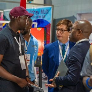 SALON D'INDUSTRIE106