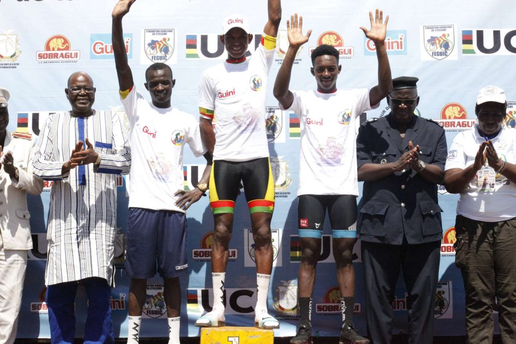 PITA MAMOU KINDIA: 3 VILLES,  2 ETAPES ACHEVEES, DU TOUR CYCLISTE DE GUINEE  AVEC GUINI